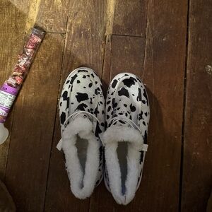 Cow Print Fuzzy Slippers